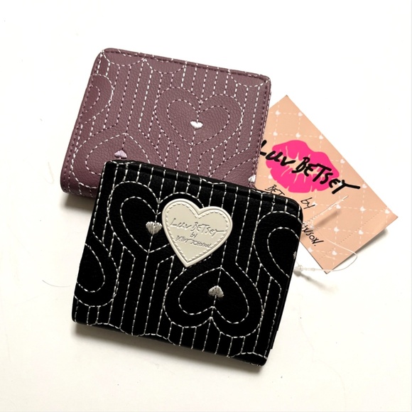 NWT Betsey Johnson 2pc Bifold Wallet Set Hearts Quilted Black & Mauve Card Case - Picture 10 of 10